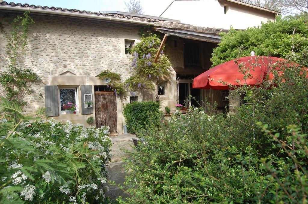 Le Mas Des Clots Bed & Breakfast Upie Bagian luar foto